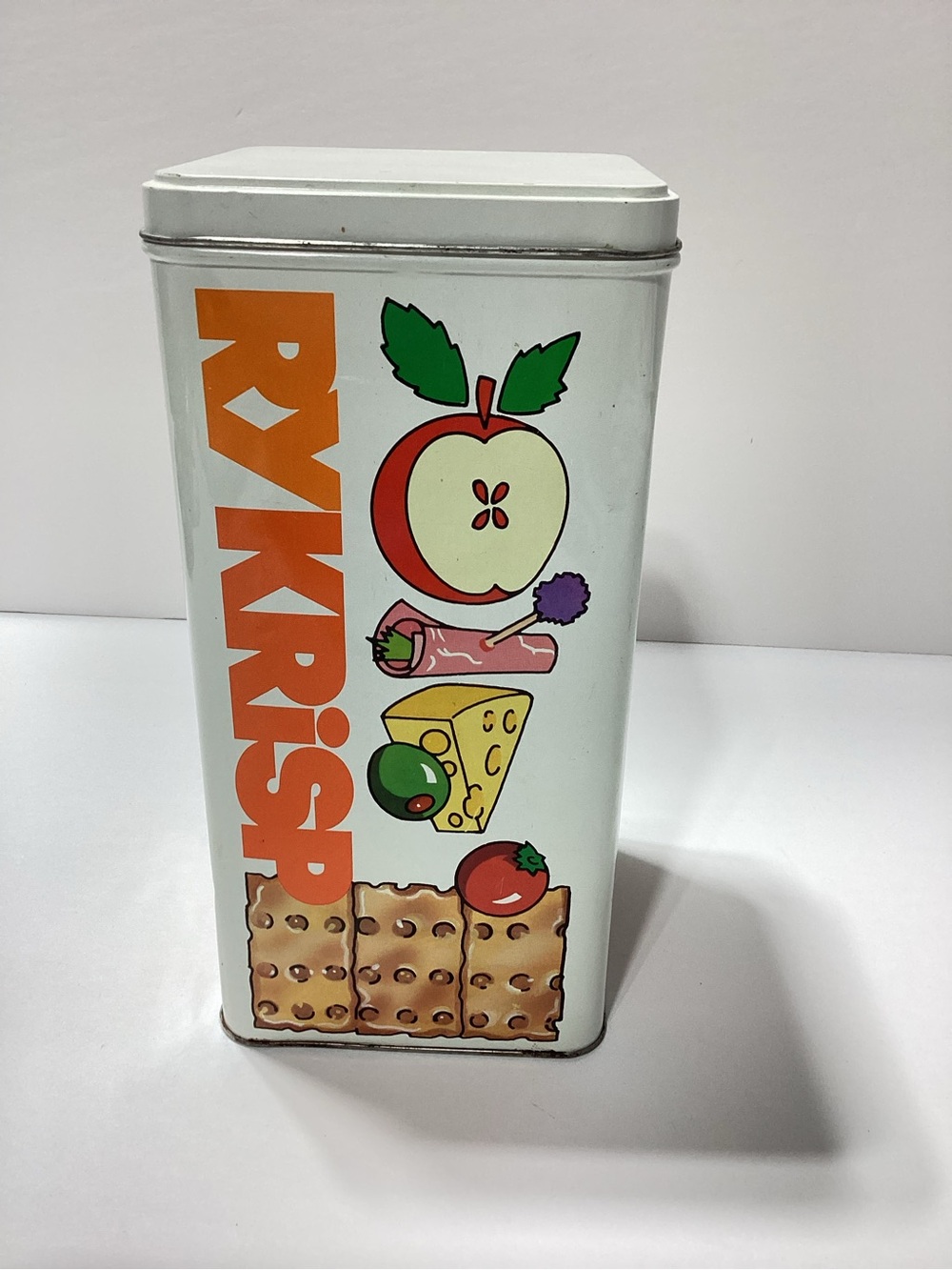 Vintage Ry Krisp Crackers Tin 1980